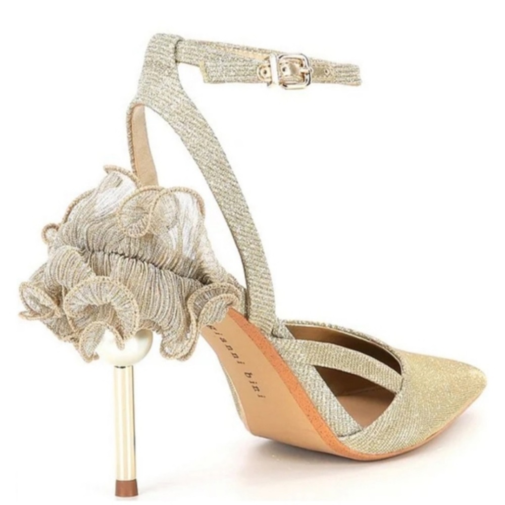 Gianni Bini Bradley Metallic Ruffle Ankle Strap Pumps 9.5M Pearl Heel NWOB - Picture 2 of 11